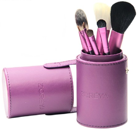 cylinder makeup brush